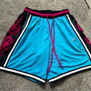 S O L D | Nike Men’s Athletic Shorts